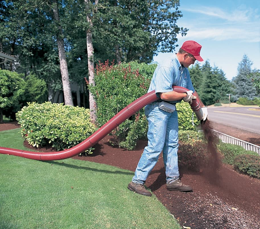 Mulch Installation Services in Englewood, FL